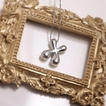 Collier pendentif lettre X argent poli avec chaîne vénitienne sur cadre doré vintage - Lettre X
