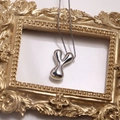Pendentif lettre Y argenté 3D avec chaîne boîte carrée au style minimaliste - Lettre Y
