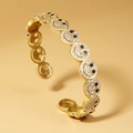 Verstellbares goldenes Armband mit Smiley-Gesichtern und Mikro-Pavé-Zirkonia-Besatz - Gold Schwarz Zirkonia Armreif