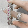Silbernes Smiley-Armband und Ring-Set mit rubinroten Zirkonia-Augen und weißen Steinen - Silver Roter Rubin Zirkonia Set