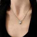 Elegante collana d'argento con ciondolo a cuore in stile francese su catena a onde fini - Stile con Pendente a Cuore (XL0564)