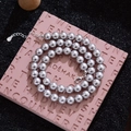 Élégant collier de perles gris foncé avec fermoir mousqueton en argent ajustable - Gris Argent (Grand Style)