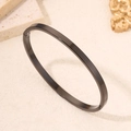 Bracelet jonc en acier titane noir brillant avec finition polie et fermeture à charnière - 4mm / Noir