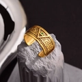 Vintage Ring Auge der Vorsehung in Gold mit grünem Edelstein und Gravur - Goldrand Grüner Zirkonia Allsehendes Auge (JZ0217)