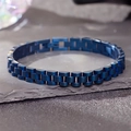 Bracelet pour hommes en acier titane avec finition bleu mat et maillons de style président - Style Classique Trois Maillons / Bleu
