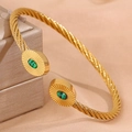 Bracelet jonc doré torsadé avec malachite verte et disques à motif de rayons - Modèle corde torsadée ouverte / Or Turquoise