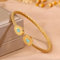 Bracelet jonc ouvert torsadé doré 18K avec pierres ovales turquoise et perlage fin - Modèle corde torsadée ouverte / Or Turquoise Bleu Clair