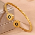 Bracelet jonc en acier inoxydable doré à motif de câble avec étoiles et émail noir - Style Rond Octogramme Noir