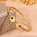 Bracelet câble doré avec gravure étoile à huit branches et incrustation malachite - Style Rond Rayon de Soleil Vert