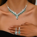 Conjunto de joyas de novia plateado con cristales de gota esmeralda y strass brillante - Collar Pendientes Conjunto de Dos Piezas (902) / Verde