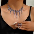 Conjunto de joyas de collar y pendientes de borlas con diamantes azules estilo pulpo - Azul Real