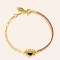 Pulsera con colgante de cangrejo, cadena de clip dorada y cordón trenzado marrón - Cangrejo Marrón (Pulsera Marrón)
