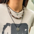 Dreilagige Boho-Halskette mit grünem Stern und Lebensbaum-Anhänger für Damen - Stern Holzperle Lebensbaum Stil (4413)