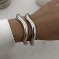 Set di bracciali in argento stile lava con design ondulato in metallo liquido - Combinazione Di Bracciale (5091) / Argento