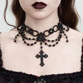 Gothic meerlaagse zwarte kralen choker ketting met een sierlijke kruis hanger - 01 Zwart 6505