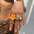 Boheemse gouden ringenset met oranje bloem, barokke parel en gekleurde edelstenen - Gemengde sieraden 6-delige set(6134) / Licht Goudgeel