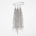 Spilla a nappa in metallo argento con frange lunghe e spilla di sicurezza decorativa - Stile Metallo con Nappa Densa a Tre Gruppi Argento (0352)