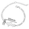 Vista detallada de la pulsera Figaro de acero inoxidable plateada con mariposas - Plata-Mariposa