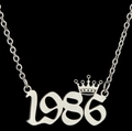 Luxe roestvrijstalen ketting met 1986 jaar hanger en decoratieve kroon detail - Zilver (1986)