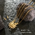 Collier soleil doré orné de zircons avec gravure You are my sunshine pour femmes - Or