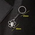 Roestvrijstalen madeliefje sleutelhanger met 25mm ring en bloemhanger van 28mm - Vijfbladige Bloemvorm (185)