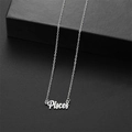 Primer plano del colgante del signo Piscis en plata con cadena de acero inoxidable - Piscis / Plateado