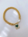 Gold beaded stretch bracelet featuring a rectangular heart charm and a natural pearl - Green Heart Style (款式7)