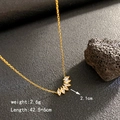 Collier en titane doré avec pendentif en zircone marquise en éventail pesant 2,6g - Or-Zircon Blanc