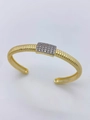Elegante bracciale aperto placcato oro con design a corda intrecciata e zirconi incastonati - Braccialetto-Oro Bicolore