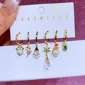 Set de 6 pendientes navideños dorados con reno, Papá Noel y colgantes de copos de nieve - Estilo de Colgante de Reno y Muñeco de Nieve de Perla (23073105)