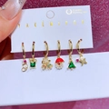 Set de 6 pendientes navideños con Papá Noel, árbol y campana en acabado dorado - Estilo de Colgante de Calcetín Navideño y Caja de Regalo (23073108)