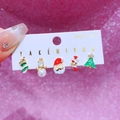 Set de 5 pares de pendientes navideños con muñeco de nieve, Papá Noel y el árbol - Estilo de Pendientes de Botón de Bastón de Caramelo y Papá Noel (23073112)