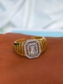 Bague homme dorée avec zircon carré, double halo et anneau à rayures verticales - Bague Halo à Double Couche avec Strass 05