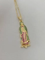 Detalle del colgante de la Virgen María con pedrería de colores y acabado dorado - Estilo Base Ángel (Collar F)