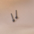 Minimalistische Bio-Keramik-Ohrstecker in metallischem Schwarz für Piercings - 3mm / Schwarz