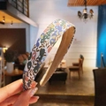 Floral print headband with non-slip lining in a warm indoor cafe setting for women - Multicolor Floral (4#)