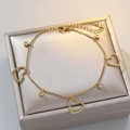 Elegante collar de acero de titanio dorado con dijes de corazón y cristales - Juego de Collar y Pulsera / Dorado (TT0925)