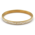 Vue détaillée du fermoir à charnière et du bracelet en émail blanc moucheté - Or Blanc