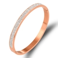 Bracelet en acier inoxydable or rose avec pavé de cristaux triple rangée et fermoir - Or rose