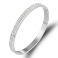 Bracelet charnière en acier inoxydable brossé avec trois rangées de cristaux brillants - Couleur Acier