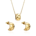 Conjunto de joyas de oro rosa 18K con collar acolchado y pendientes de aro en C - Dorado
