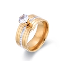 Anillo de lujo en acero de titanio dorado con circonita redonda y engaste de seis garras - US 6 / Dorado