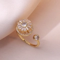 Roterende zonnebloemring in goudkleur met sprankelende zirkonia kristallen - Zirconia Draaiende Ring (J0041)