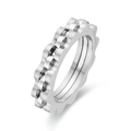 Anillo minimalista de acero inoxidable con diseño ondulado de engranaje y banda pulida - US 6 / Color acero