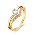Lujoso anillo de doble capa en acero dorado con elegante engaste de piedras de CZ - US 6 / Dorado