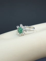 Adjustable silver snowflake ring featuring a vibrant green zircon stone center - Snowflake Green Zirconia Style (JZ81) / Silver