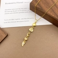 Elegant gold-plated brass necklace with five micro-set zircon charms and moon motifs - XL5074 Shell Moon Tassel Necklace / Gold