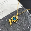 Collier tournesol doré avec centre bleu étoilé et chaîne fine minimaliste dorée - Tournesol avec Feuilles (XL1530) / Or