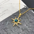 Collier étoile dorée avec pierre galaxie bleu foncé et zircons blancs étincelants - Étoile à Huit Branches Planète (XL1162) / Or