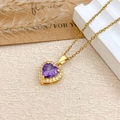 Goldene Herzanhänger-Halskette mit lila Zirkonstein und feinem Diamant-Halo-Design - Halskette (XL727) / Gold / Lila